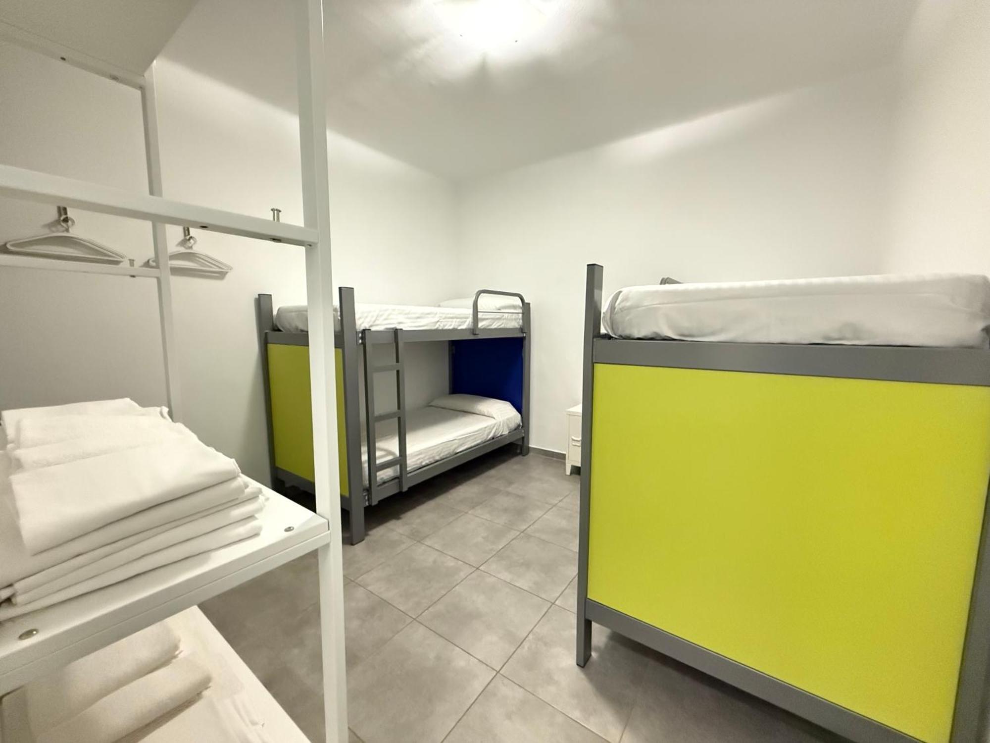 Agi Macia Centro Apartment Roses Bagian luar foto